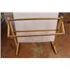 Image 1 : * Wooden Quilt Rack