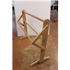 Image 3 : * Wooden Quilt Rack