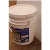 Image 4 : *5 Gallon Flex-Coat - White - As Is