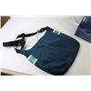 Image 5 : Ladies Vancouver Canucks Purse - Cloth Carry Bag - Store Bag