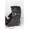 Image 2 : (2) Women's Tall Boots - Size 7