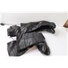 Image 4 : (2) Women's Tall Boots - Size 7