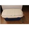 Image 1 : * Large Rubbermaid Storage Box With Hinged Lid, Puma Hoodie - Size L, Children's Bed Canopy