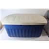 Image 3 : * Large Rubbermaid Storage Box With Hinged Lid, Puma Hoodie - Size L, Children's Bed Canopy