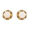 Image 1 : Chanel Gold and Pearl Metal CC Earrings