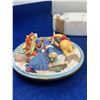 Image 2 : Friends Make Christmas Sparkle Collectible Winnie The Pooh Plate