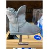 Image 1 : Ladies Grey Kirkland Boots Size 7