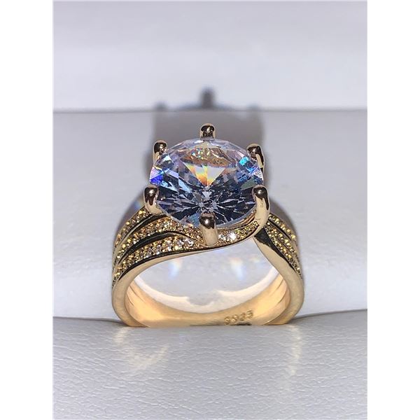 Shank Style 2.0 Carat Princess cut Solitaire Ring size 7 set in .925 Silver