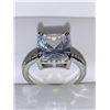 Image 1 : Vera Wang Style Princess cut 1.25 Carat Solitaire Engagement Ring