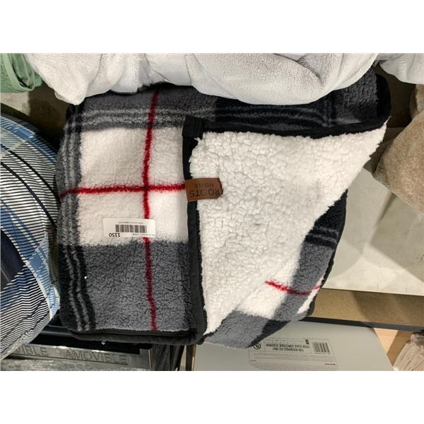 Roots Sherpa Throw 50" x 70"