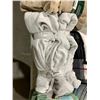 Image 1 : Roots Plush Blanket Queen