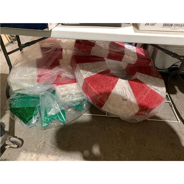 6ft 9 Inch (2.1m) Twinkle Glitter Candy Canes with 220 LED Lights (Out of box )