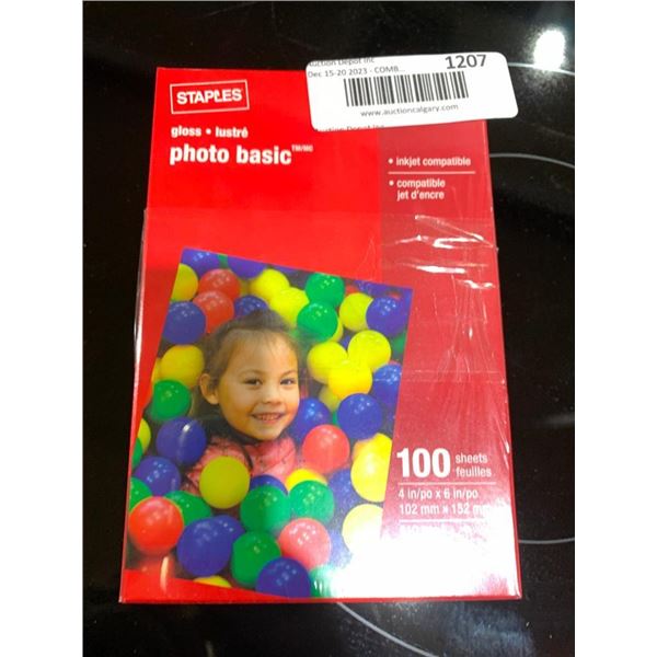 Staples Gloss photo 100 sheets 4 in x 6 in or 102 mm.