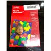 Image 1 : Staples Gloss photo 100 sheets 4 in x 6 in or 102 mm.