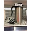Image 1 : electric thermos that you plug into your car