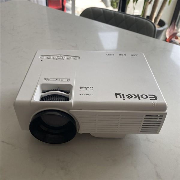Eokeiy Video Projector