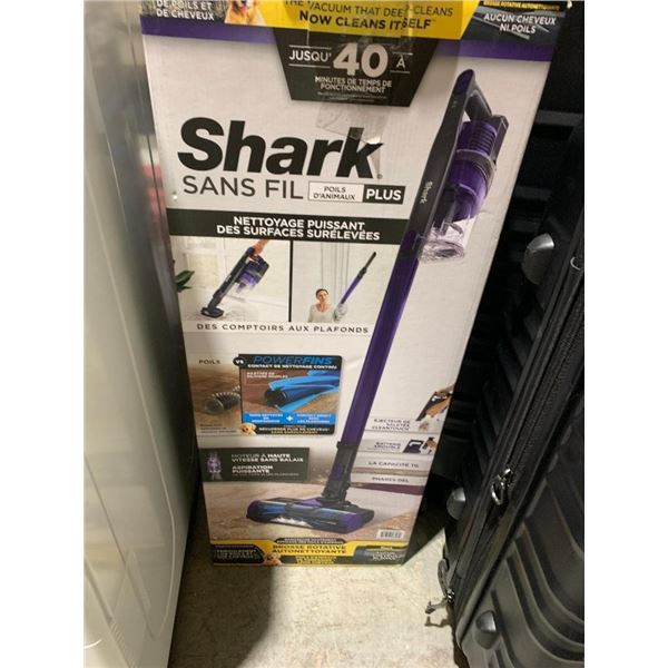 Shark Pet Pro Cordless Stick Vacuum