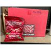 Image 1 : Tangy Zangy sour strawberry candies 14x127g