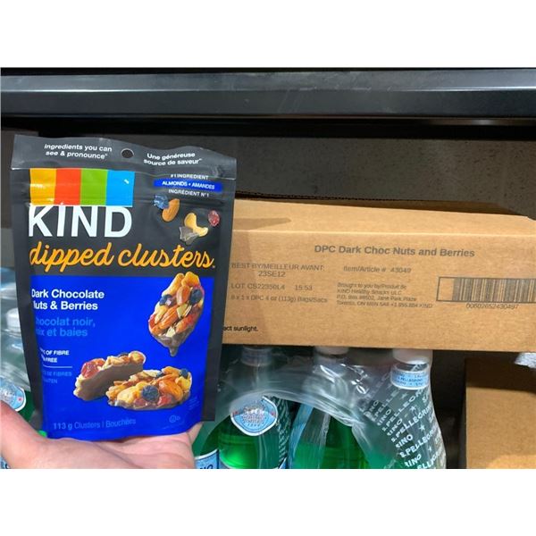 KIND dipped clusters with dark chocolate, nuts and mixed berries 8x113g