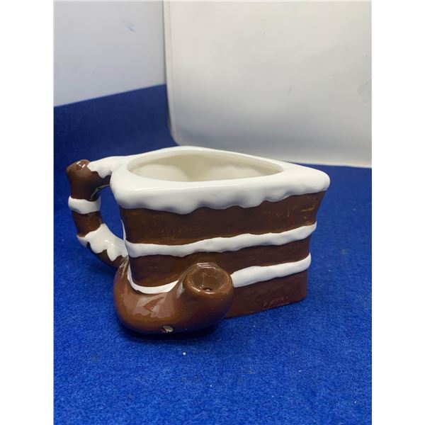 Ceramic Cake Mug Pipe Retail Value $30