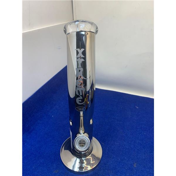 Xtreme 12" Curved Neck Bong Retail Value $55