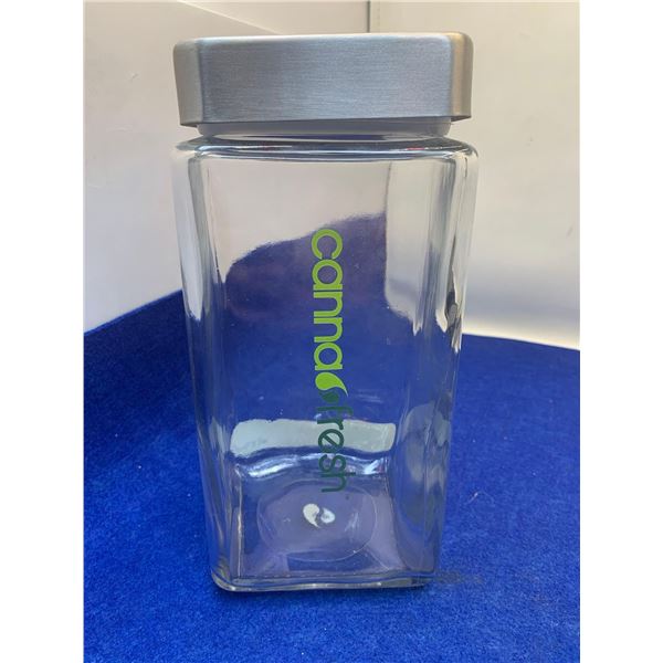 Canna Fresh 2.5 Quart Storage Container Retail $55