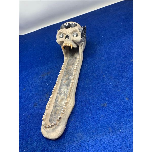 Nose Desserts 8 Ball Skull with Gold Buddah