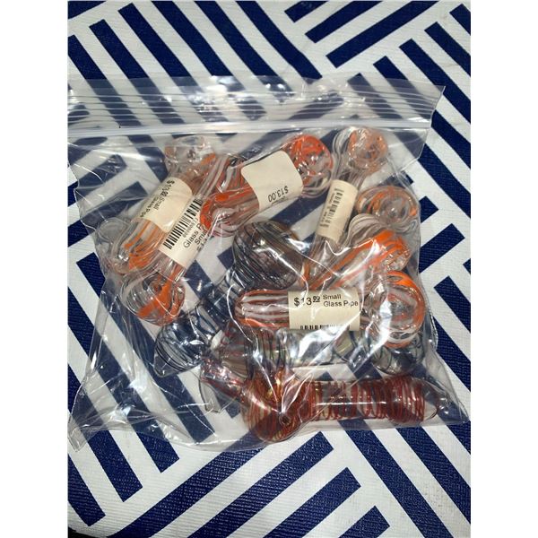 Assorted lot of small glass pipes