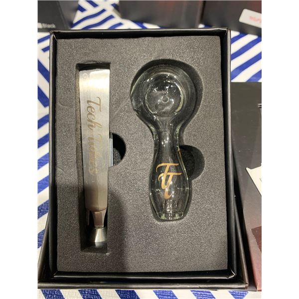 lot of 2 Tech tubes 3" glass pipe set