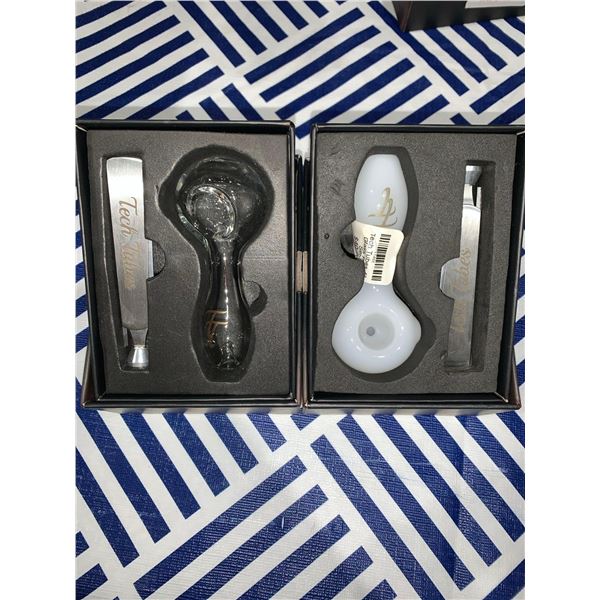 lot of 2 Tech tubes 4" glass pipe set