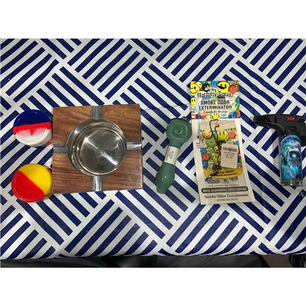 Mixed lot with lighter, ash tray, pipe, air freshener and 2 silicone storage containers
