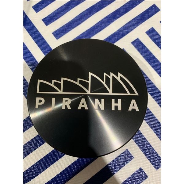 Piranha herb grinder