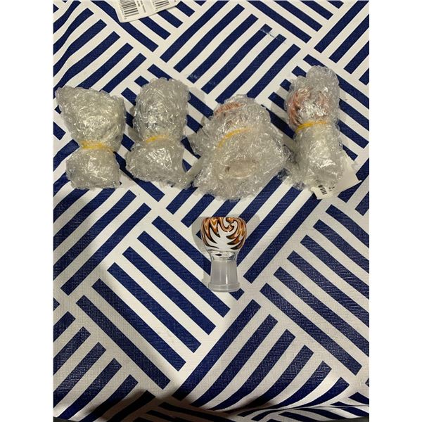 Lot of 5 glass bowls