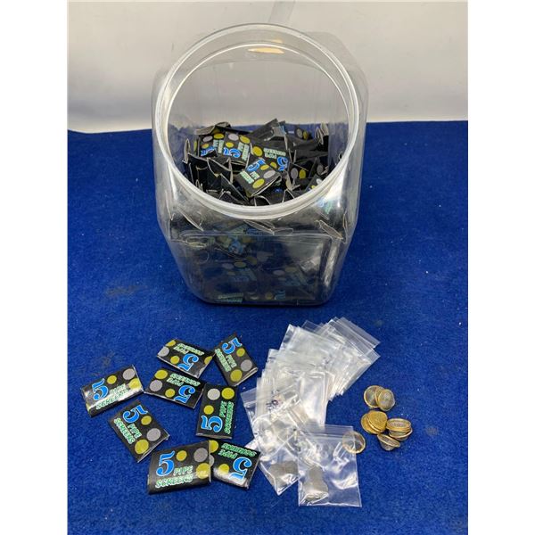 Lot of assorted pipe screens