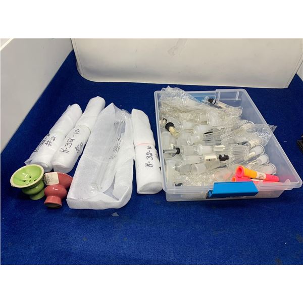 Mixed lot of smoking accessories