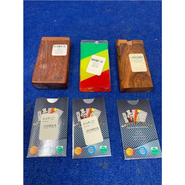 Lot of 3 dugouts and grinder card packs