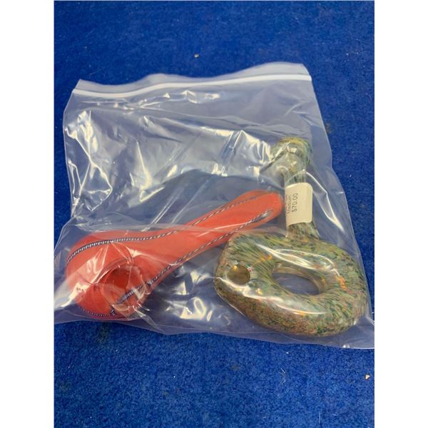 Lot of 2 glass pipes