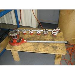 PIPE THREADER