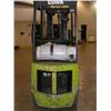 Image 5 : FORKLIFT