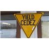 Image 1 : Metal Yield Traffic Sign in English&French 24'' x Up To 24''