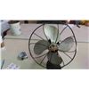 Image 2 : Vintage Victor Junior Fan 16'' Tall with 10'' Blade 