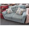 Image 1 : Teal Cloth Loveseat