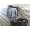 Image 2 : Blue Hawk 1531131 Wheeled Trash Can 32 Gal