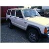 Image 3 : 1987 Jeep Cherokee 240 CL-white, new starter, new track bar, new battery, 239895 miles, 4 extra tire