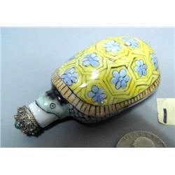 1 snuff bottle in shape of turtle (2)