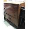 Image 2 : Walnut 4-drawer dresser - approx 34" W x 18" L x 42" H