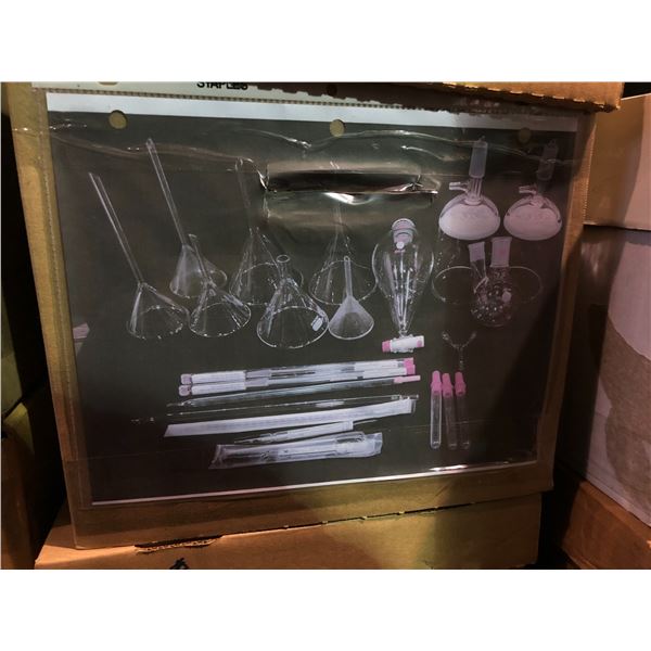 Box full of laboratory glassware - includes assorted glass funnels/500ml separatory funnel/buchner f