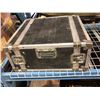 Image 2 : Heavy duty flight road utility/storage case - approx 25" x 26" x 11"