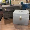 Image 1 : Group of 2 Vintage toolboxes