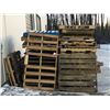Image 2 : Large group of pallets - approx 33